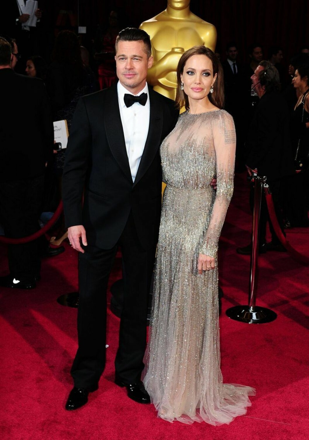 Äkta makarna Brad Pitt och Angelina Jolie gick skilda vägar 2019. Brad Pitt och Angelina Jolie på Oscarsgalan 2014