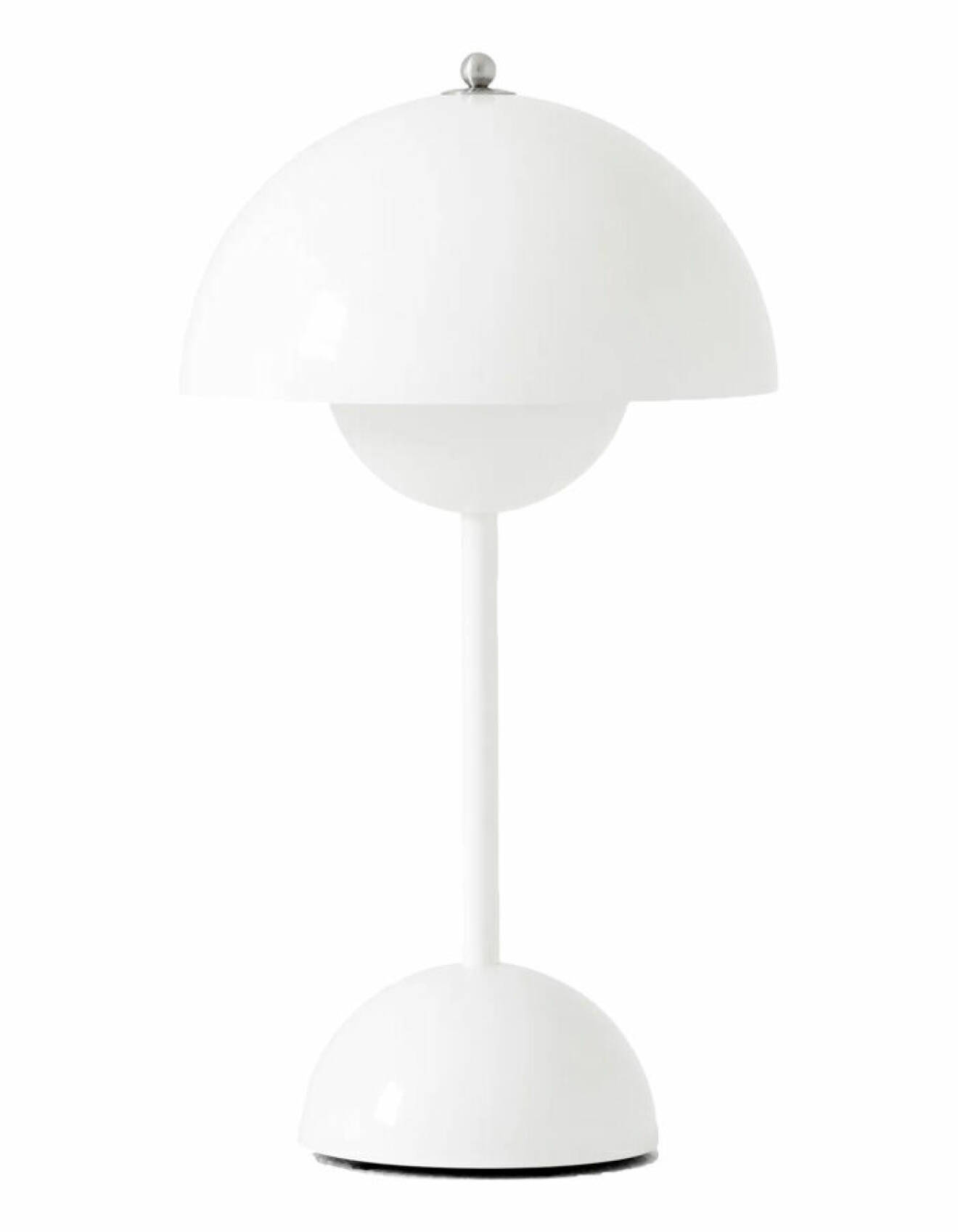 vit sladdfri bordslampa från &amp;tradition