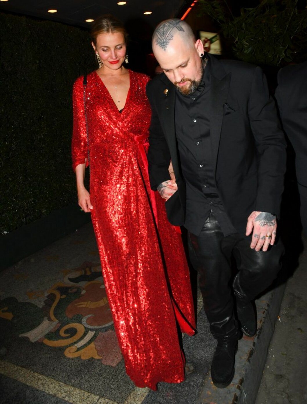En av få bilder som finns på det hemlighetsfulla paret ihop. Cameron Diaz och Benji Madden håller hand