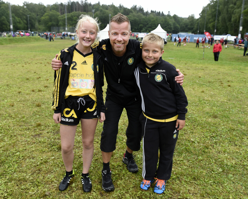 Casper Janebrink med sina två barn, 2014.