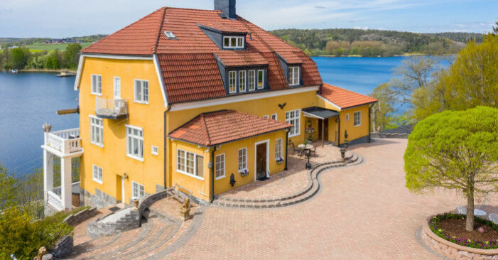 Foto: Fastighetsmäklarna Stockholm, mäklare: Charlotte Sandström, Fastighetsmäklarna Danderyd