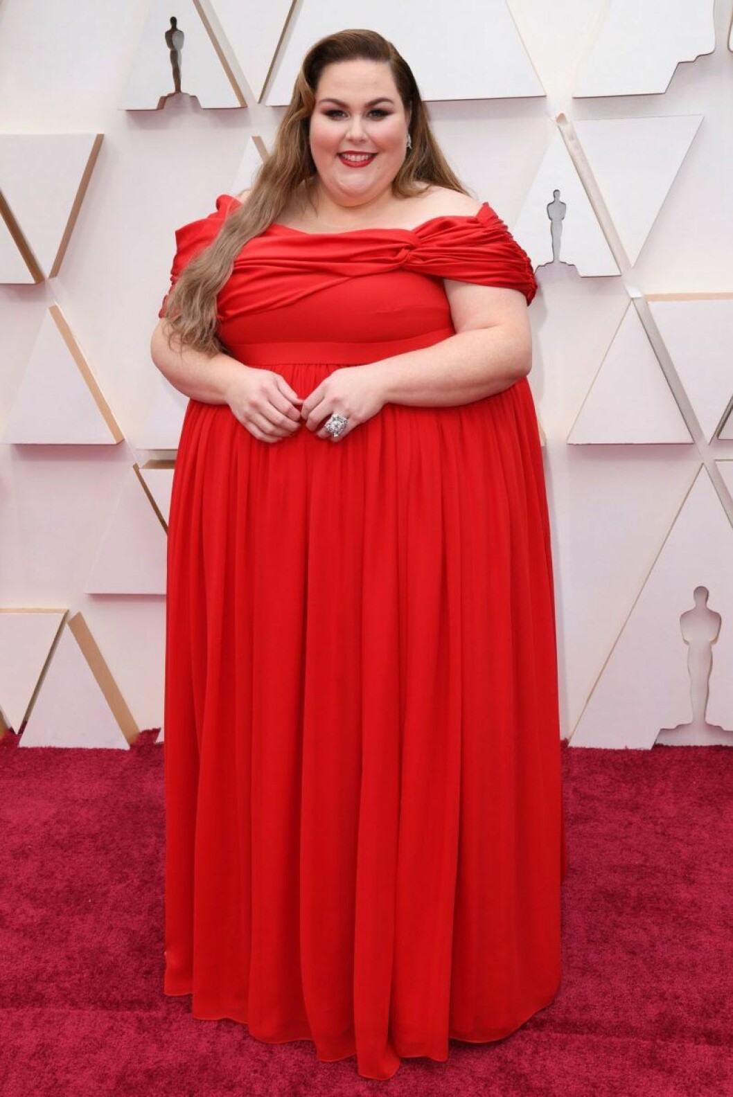 Chrissy Metz. Chrissy Metz i röd klänning på röda mattan