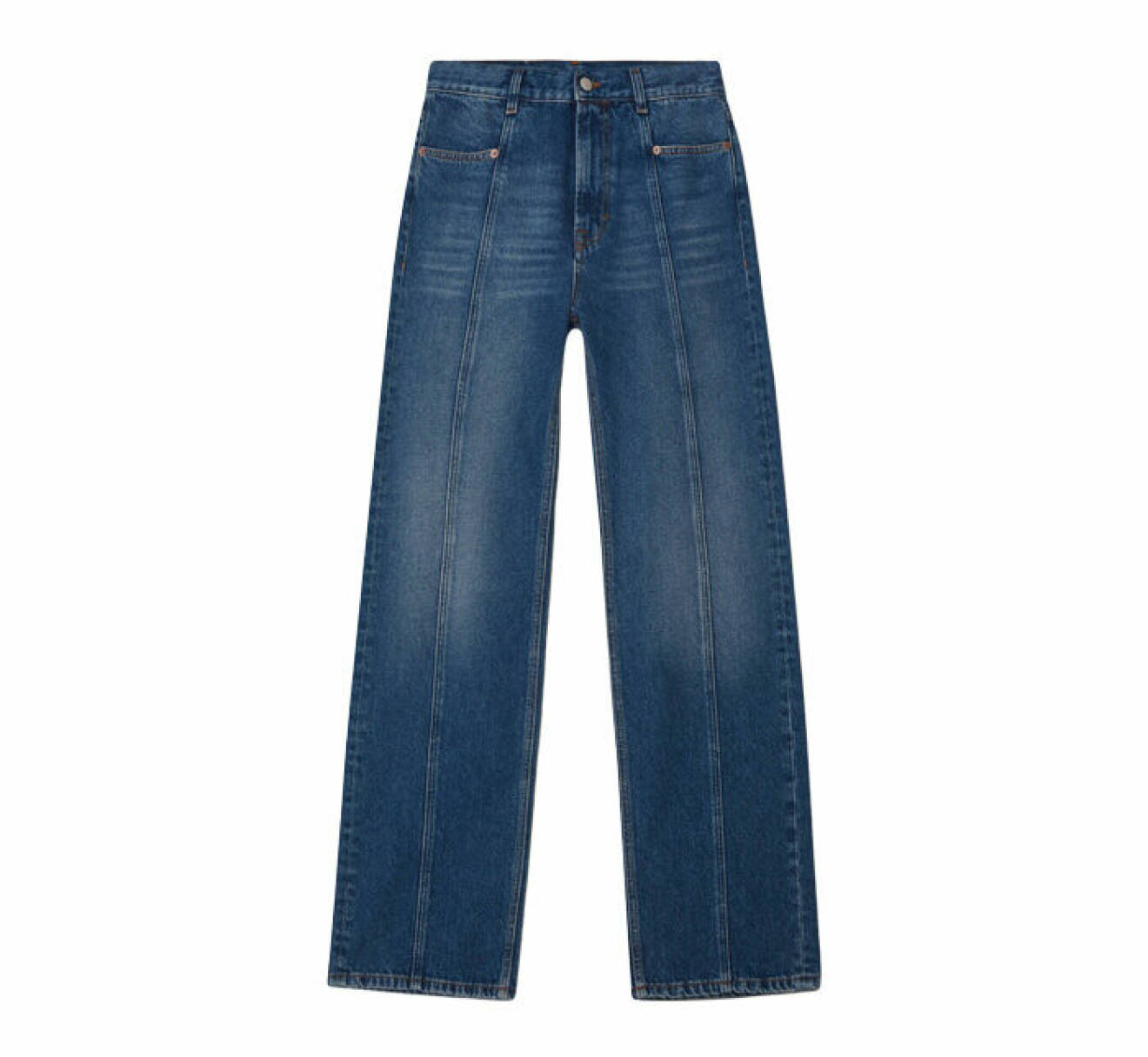 jeans från dagmars denimkollektion med lös passform och sömmar framtill