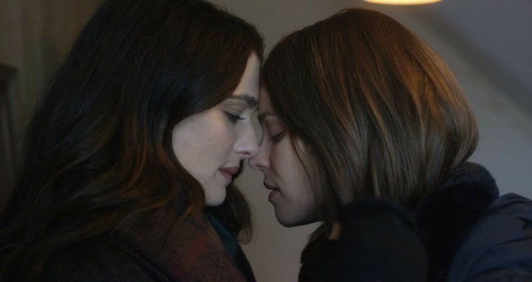Förbjuden passion i filmen Disobedience. Rachel Weisz och Rachel Mc Adams i Disobedience