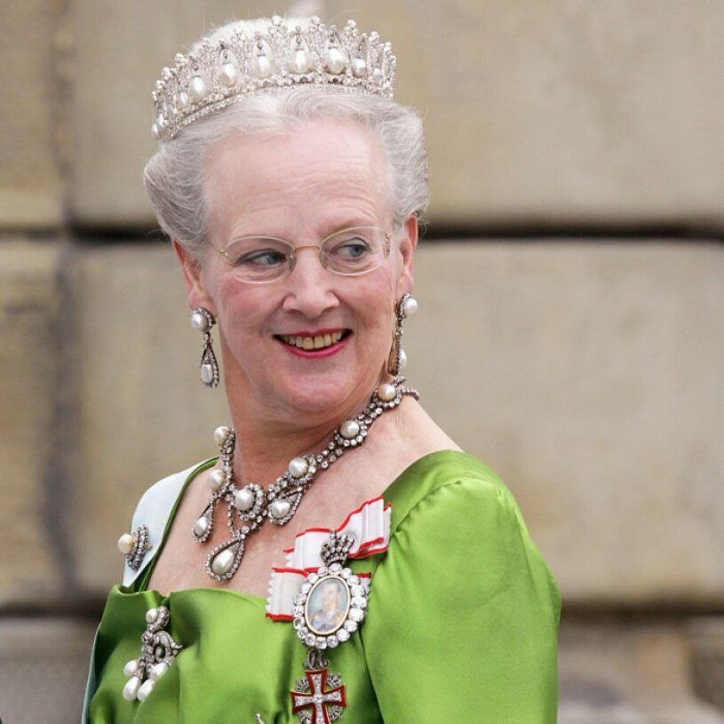 Drottning Margrethe, en som håller på formerna.