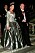 drottning silvia i en grå silvrig klänning på nobelfesten 2000