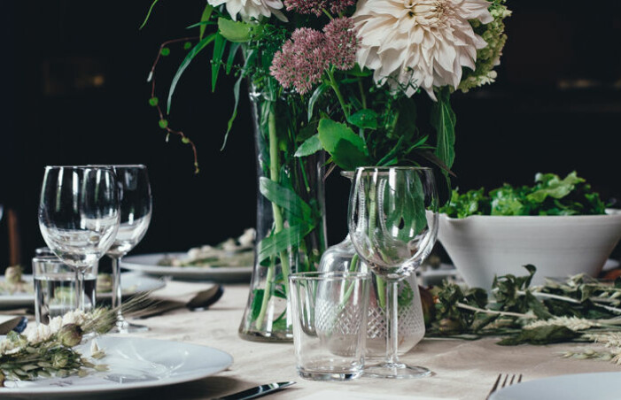 Kupade glas låter vinet behålla aromerna.