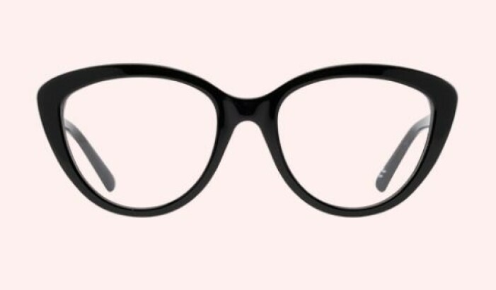 Glasögon, 1 500 kr, Efva Attling x Smarteyes. Svarta glasögon med stora bågar. Lätt kattformade och oversizade. Glasögon från Efva Attling och Smarteyes.