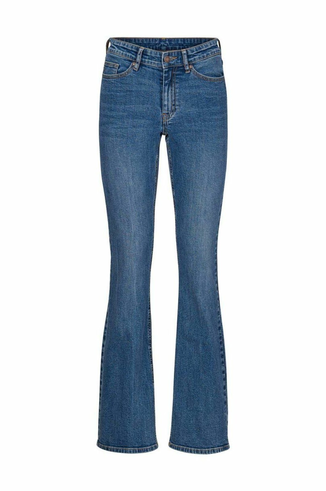<a href="http://www.awin1.com/cread.php?awinaffid=439045&awinmid=8905&p=https%3A%2F%2Fwww.ellos.se%2Fellos-collection%2Fjeans-nora-bootcut%2F7000823-06">Bootcut</a>, Ellos. bootcut-denim-jeans-ellos