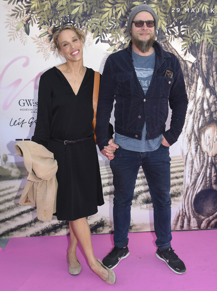 Emma och Hans Wiklund har varit gifta i 20 år. Emma Wiklund och Hans Wiklund.