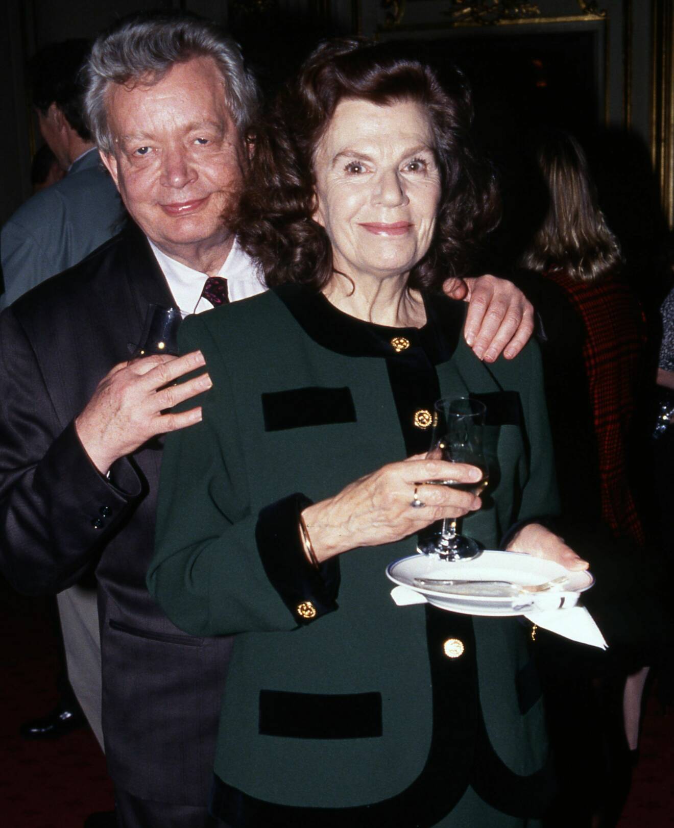 Ernst-Hugo Järegård med sin fru Karin.