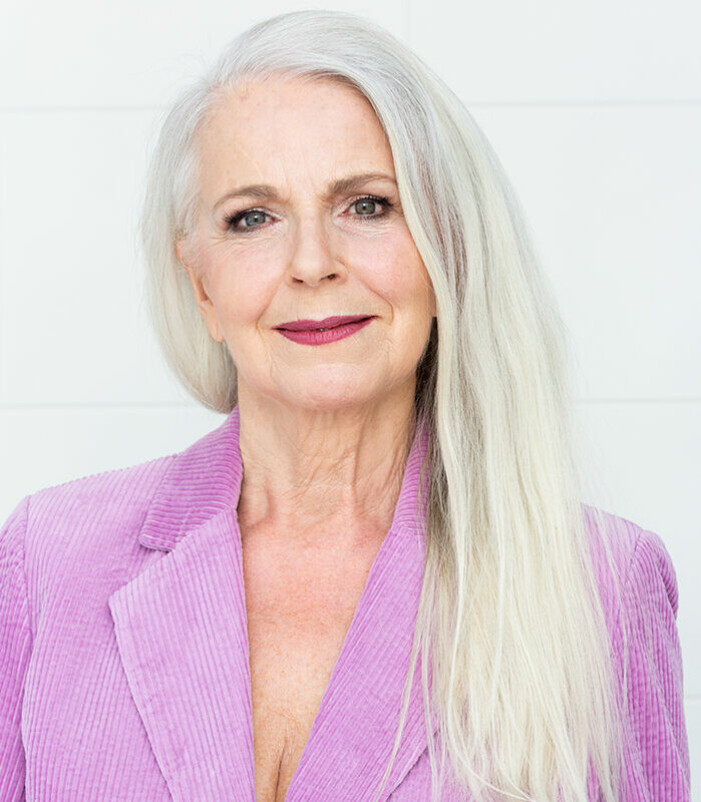 Guldserien från Eucerin väckte ett hudvårdsintresse hos influencern Eva Wikner, 70 år. Eva Wikner