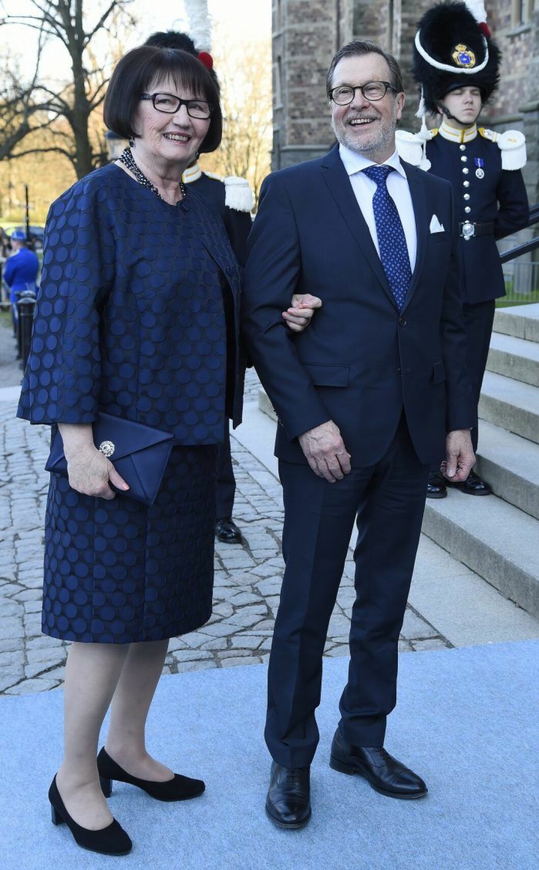 2016. Ewa Westling med en aftonväska som hon lånat… Ewa Westling