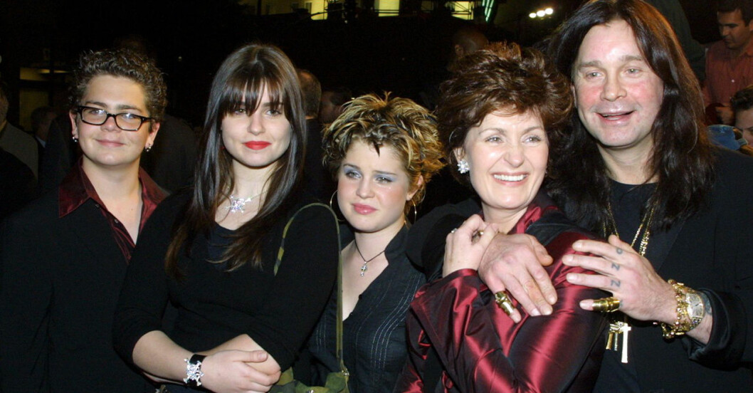 Jack Osbourne, Aimee Osbourne, Kelly Osbourne, Sharon Osbourne och Ozzy Osbourne 2000 .