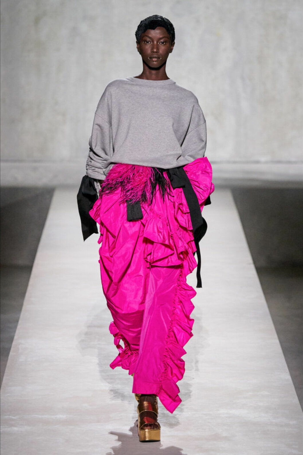 Dries van Noten Trender våren 2020 Dries van Noten neon