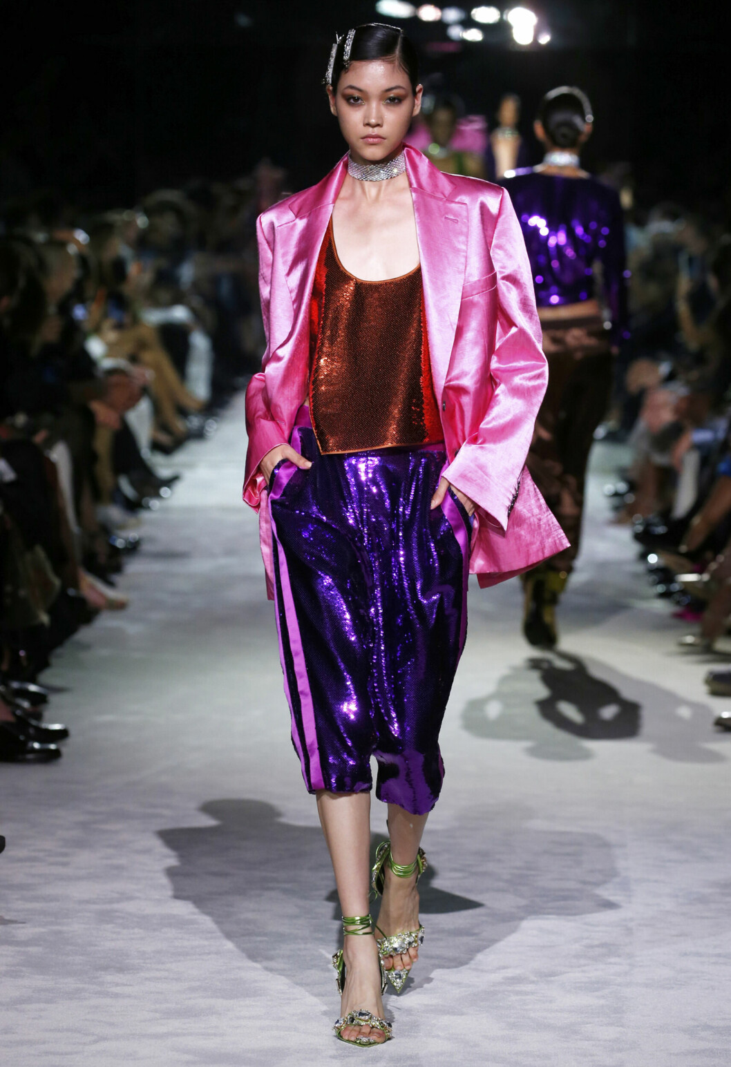 Tom Ford Tom Ford ss 22 rosa kavaj och lila glittershorts