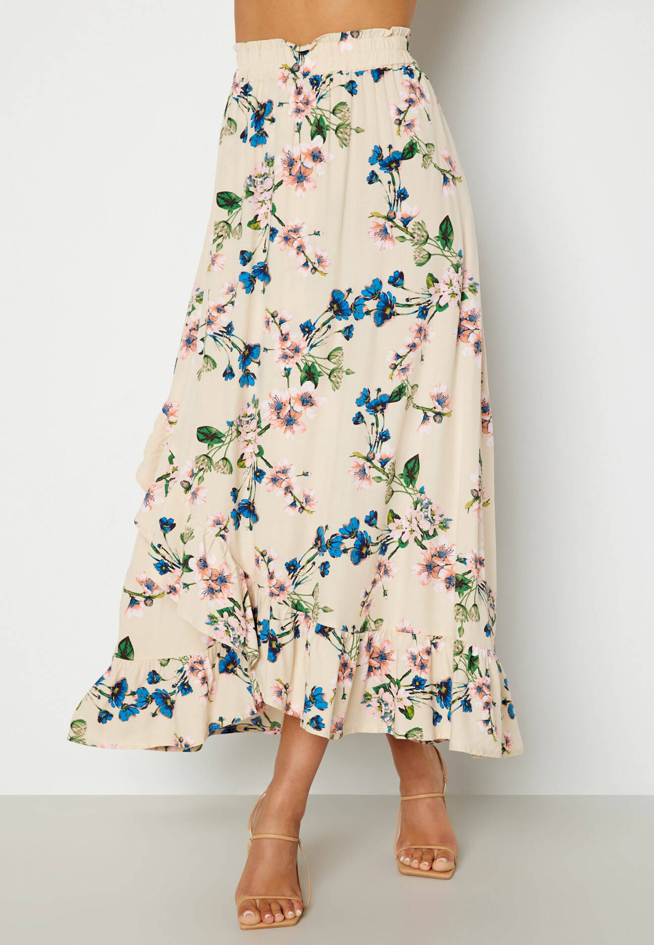 Blommig kjol från Bubbleroom.