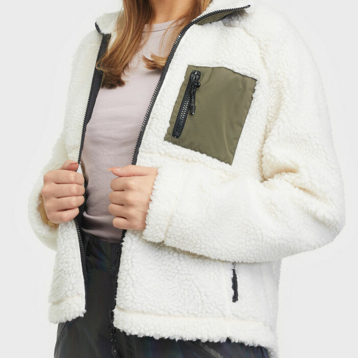fleece nelly
