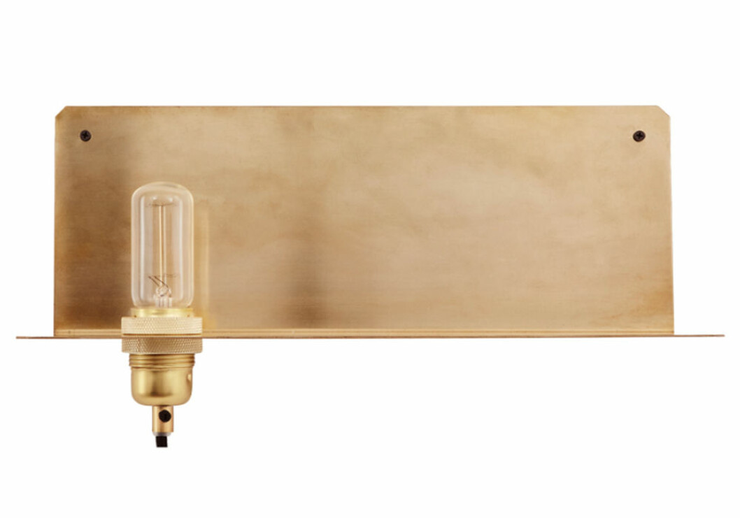 Lampa med hylla från Frama