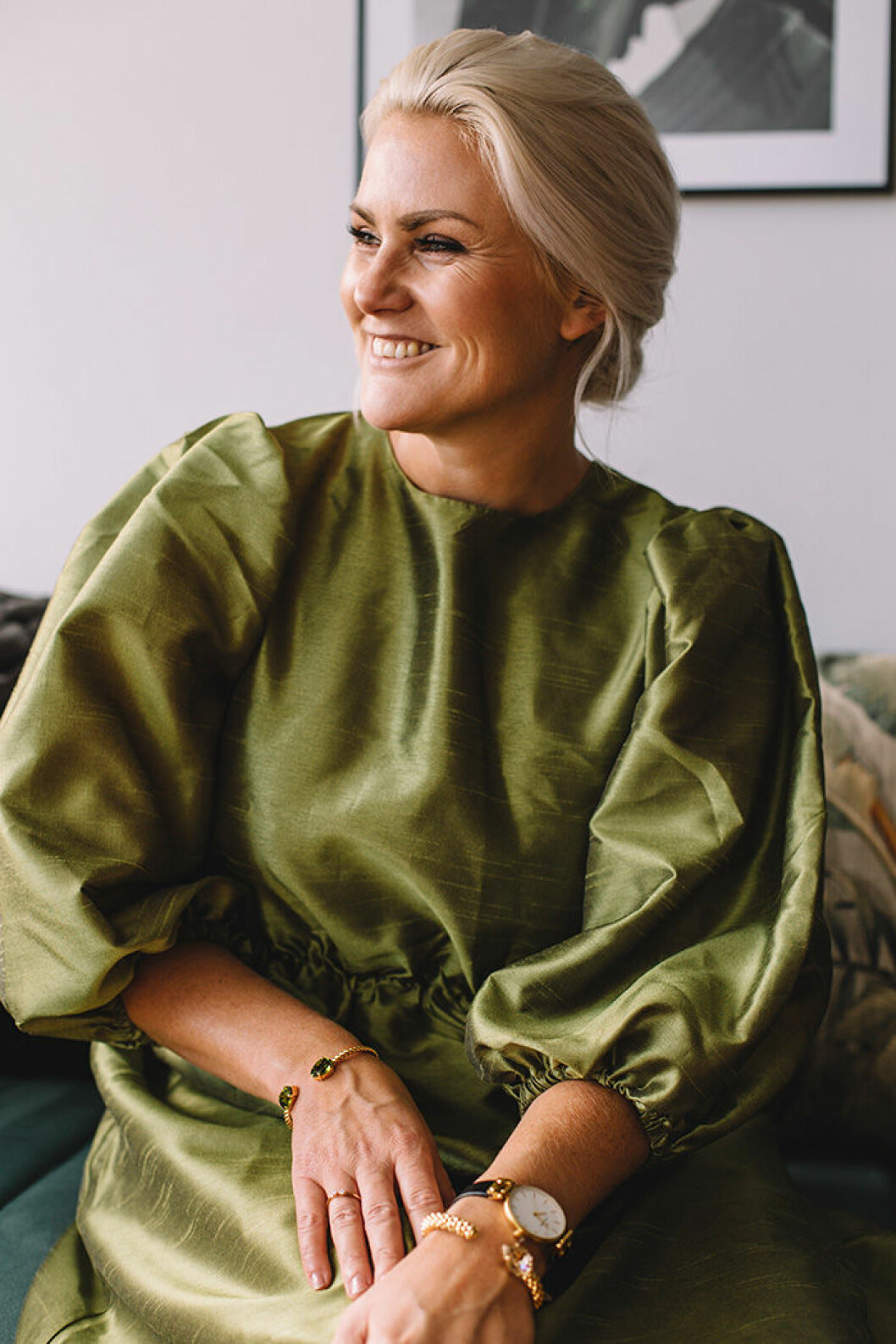 – Bär gärna ett eller flera armband tillsammans med din klocka, tipsar Frida Fahrman. Frida Fahrman