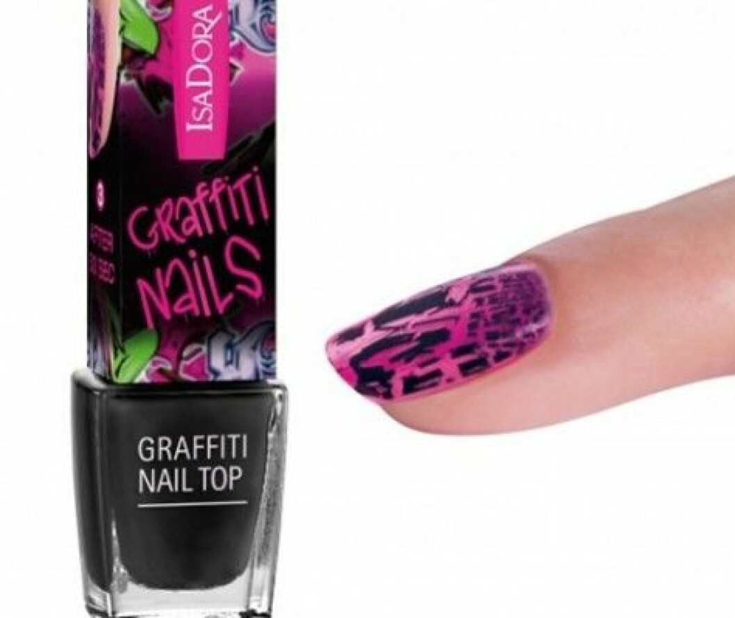 graffiti nails
