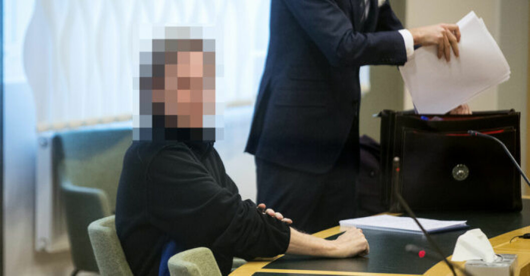 Bild från rättegången mot Gryningspyromanen i Västmanlands tingsrätt. Gryningspyromanen i tingsrätten