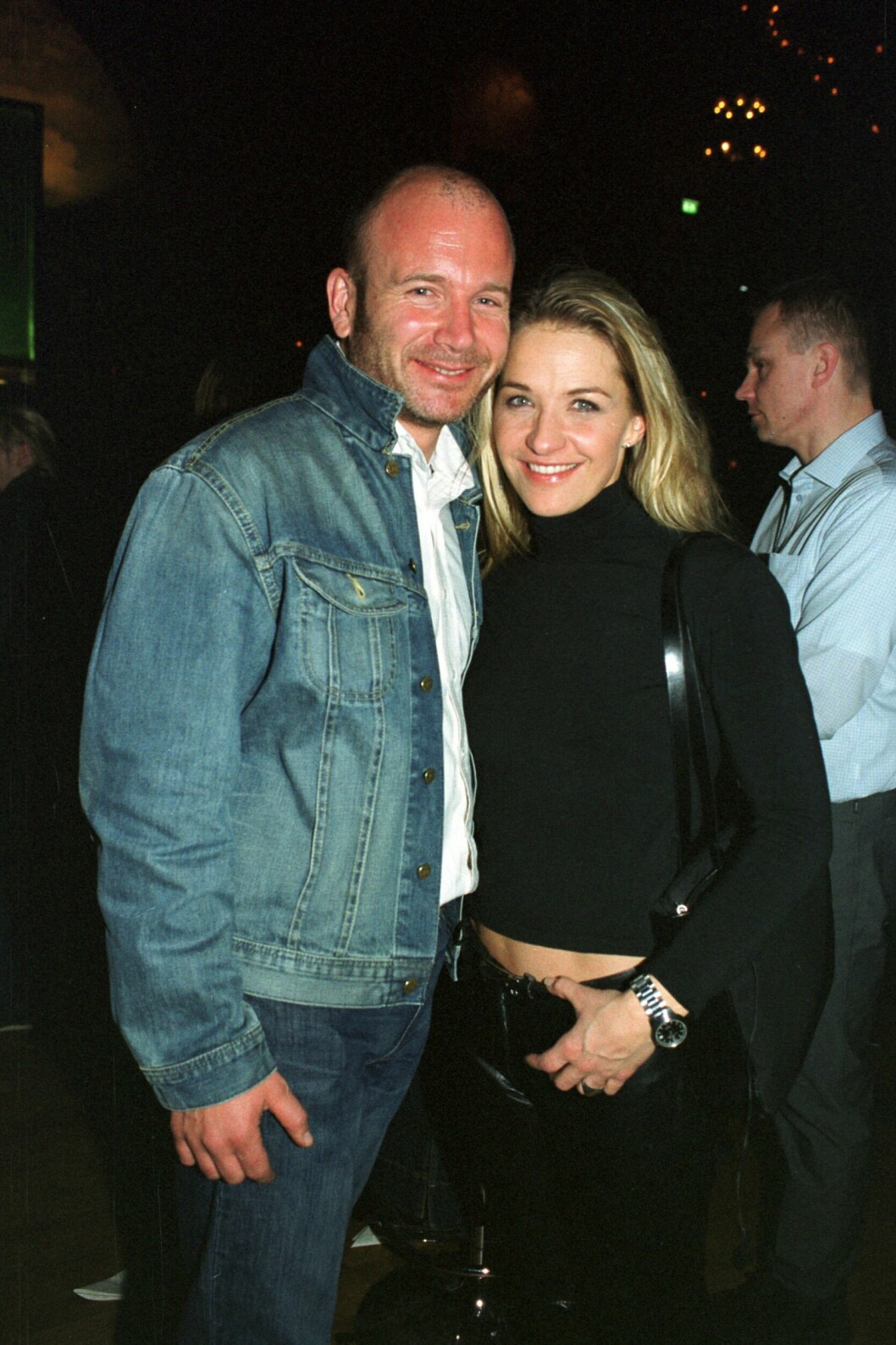 Hans Fahlén och Kristin Kaspersen ute i Stockholmsvimlet 2002. hans fahlen och kristin kaspersen