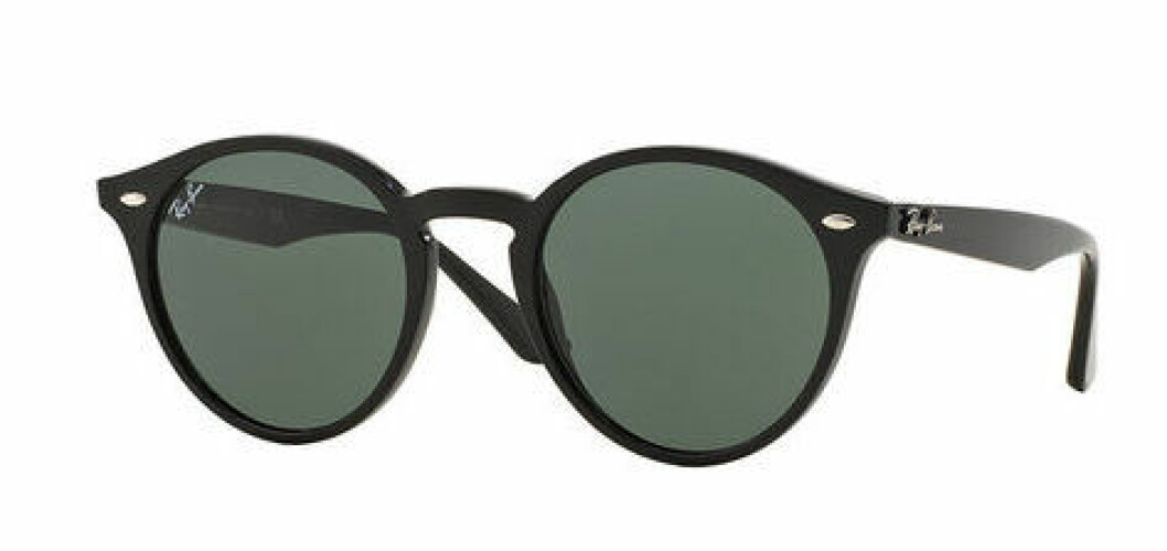 En bild på ett par solglasögon som heter Ray-Ban – Highstreet.
