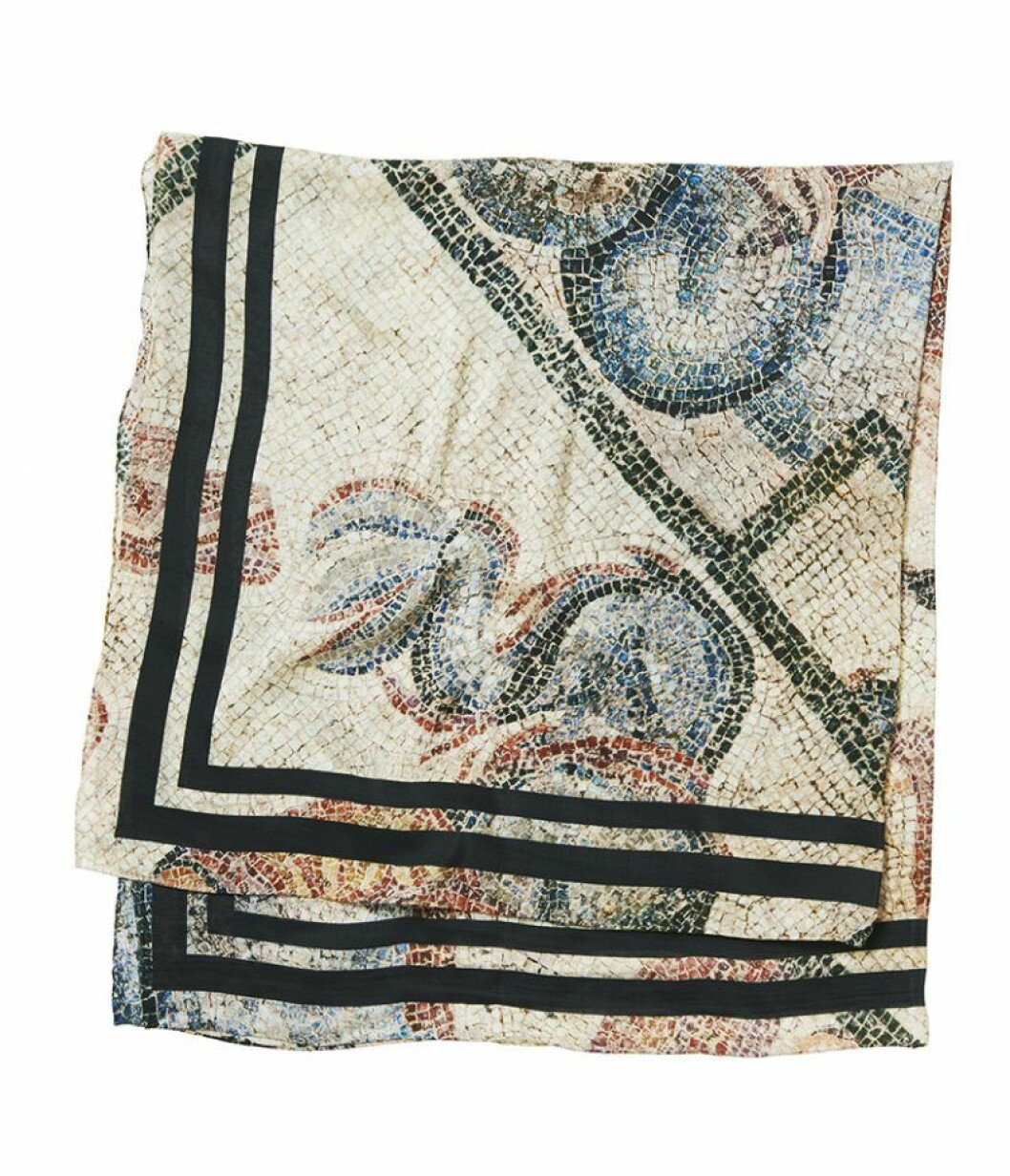 H&M Conscious Exclusive SS20 mönstrad scarf