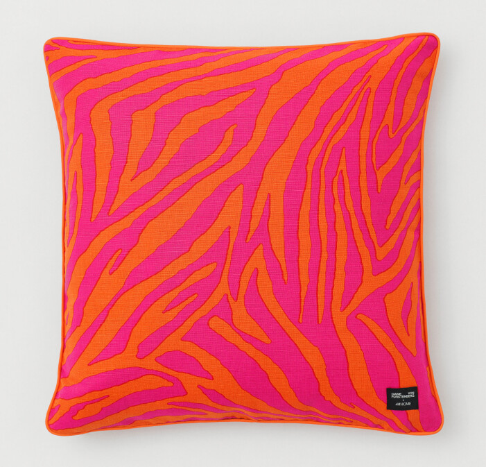 H&M home x Diane von Furstenberg kudde