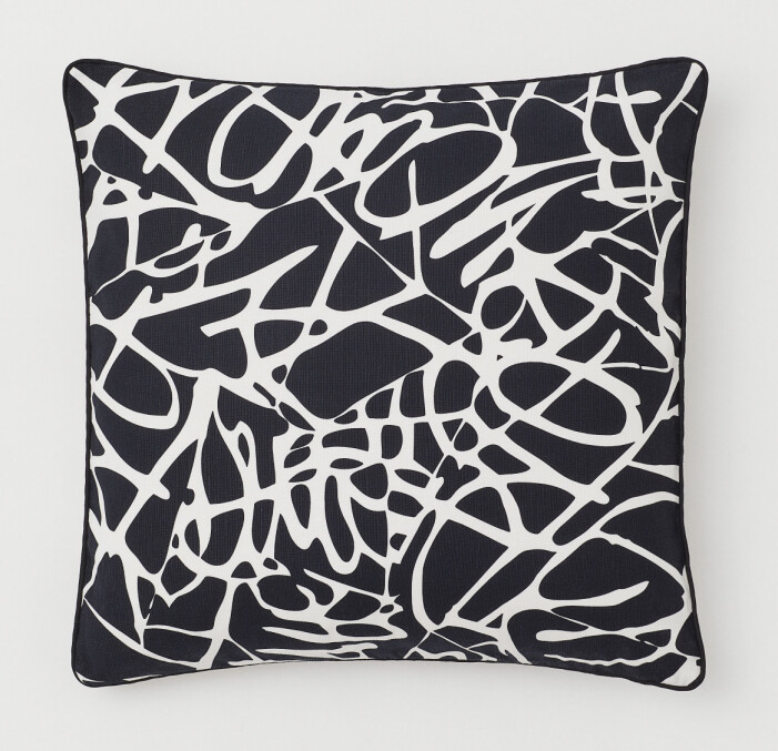 H&M home x Diane von Furstenberg kudde