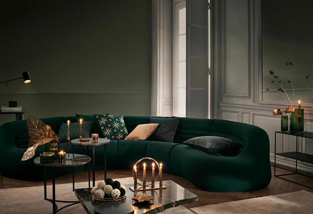 Stämningsfullt och djupgrönt hos H&M Home i jul
