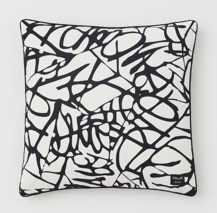 H&M home x Diane von Furstenberg kudde