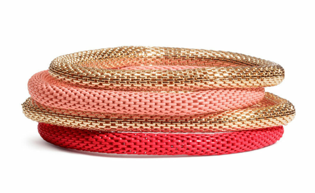 <a href="http://www.hm.com/se/product/22102?article=22102-K" target="_blank">Armband</a>, 49 kr/4 st, H&M. armband-hm