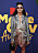 Iklädd silverkavaj anlände Tessa Thompson till MTV Movie &amp; TV Awards.
