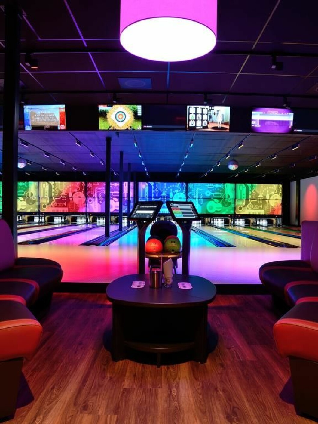 Hotellet erbjuder bland annat bowlingrestaurang! bowlinghall på hotell De Zoete Inval