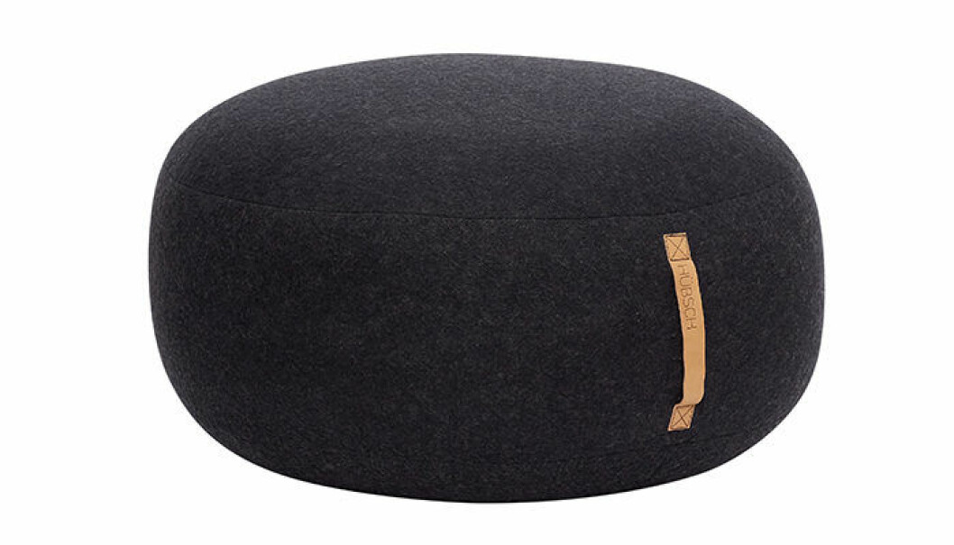 Hübsch sittpuff i mörkgrått