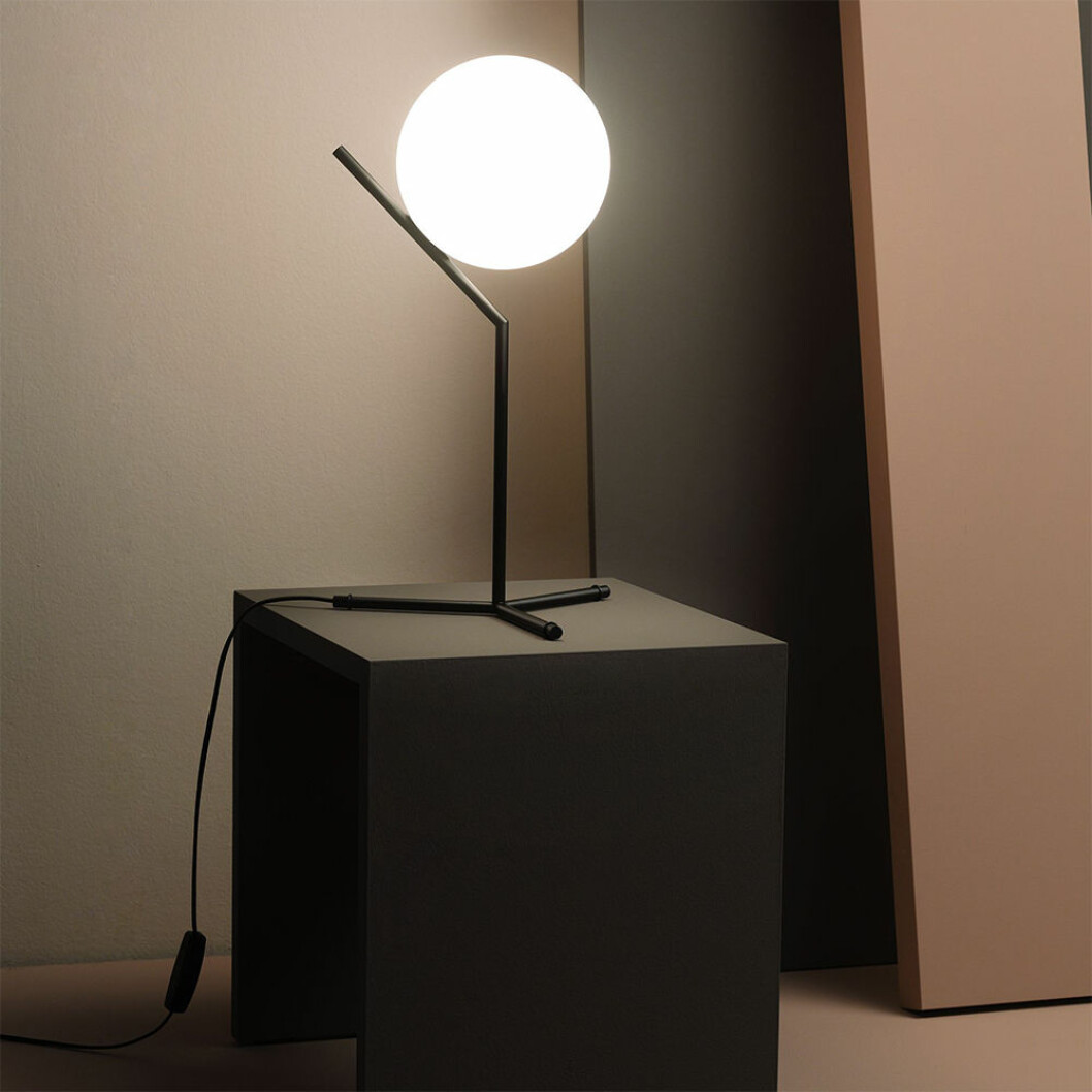 Foto: Flos/Nordiska Galleriet IC Lights bordslampa från Flos, design av Michael Anastassiades