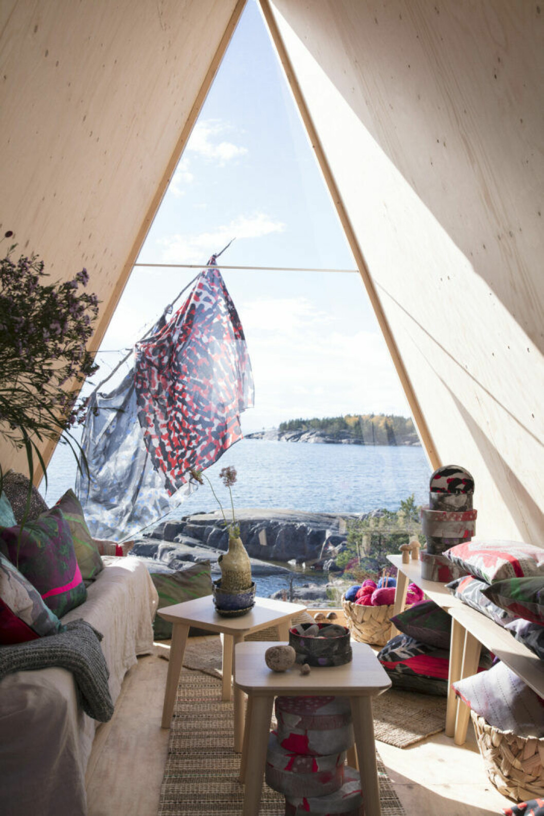 Ikea lanserar kollektionen Annanstans i samarbete med Martin Bergström