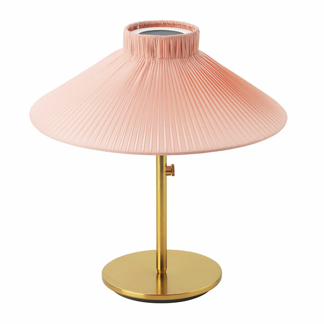 Solcellsdriven bordslampa för utomhusbruk från Ikea