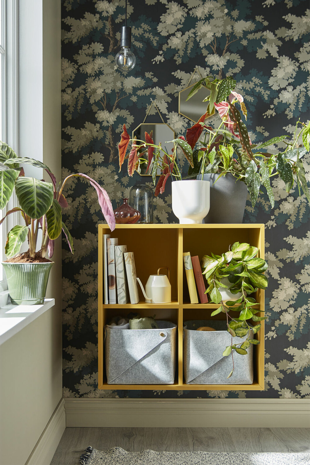 Gul förvaringshylla från Ikea