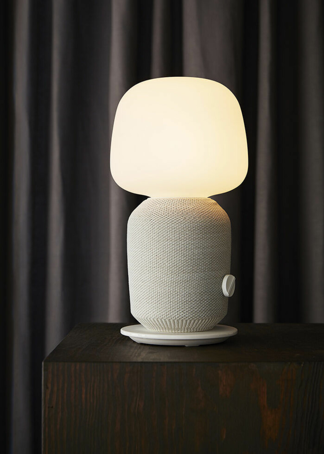 Symfonisk bordslampa med wifihögtalare