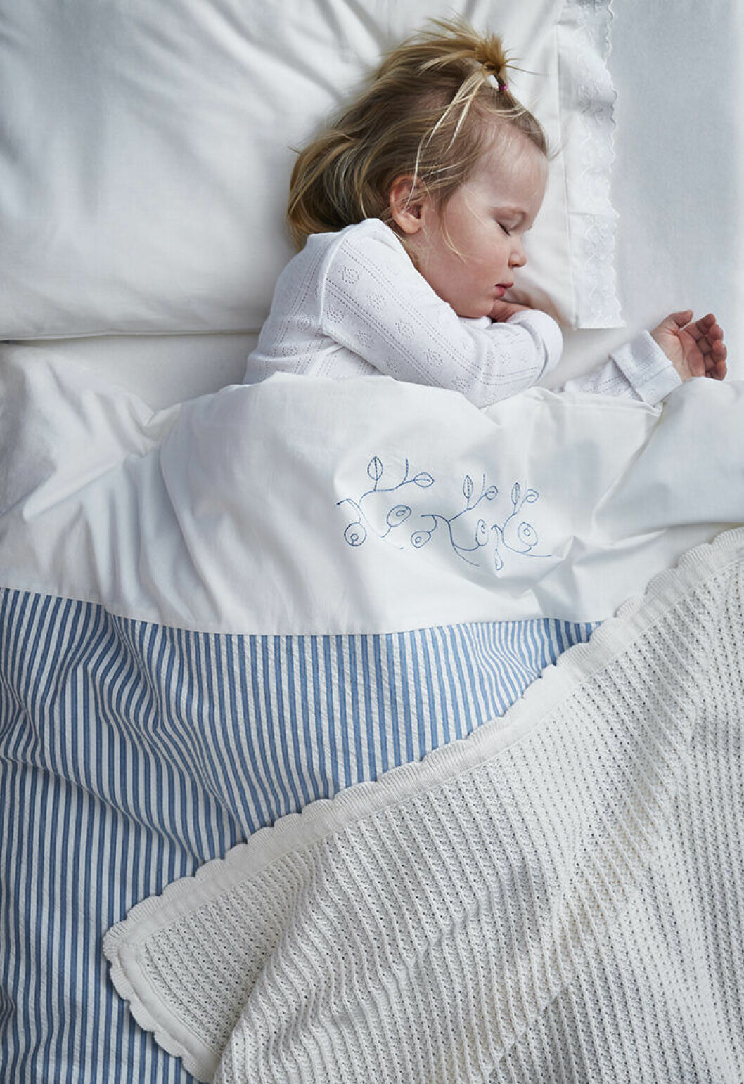 Gullsparv påslakanset för spjälsäng från Ikea