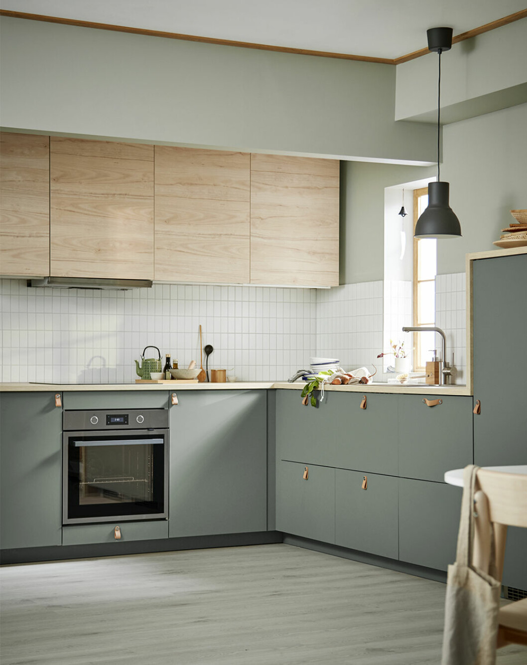 Grönt kök från Ikea-katalogen 2020