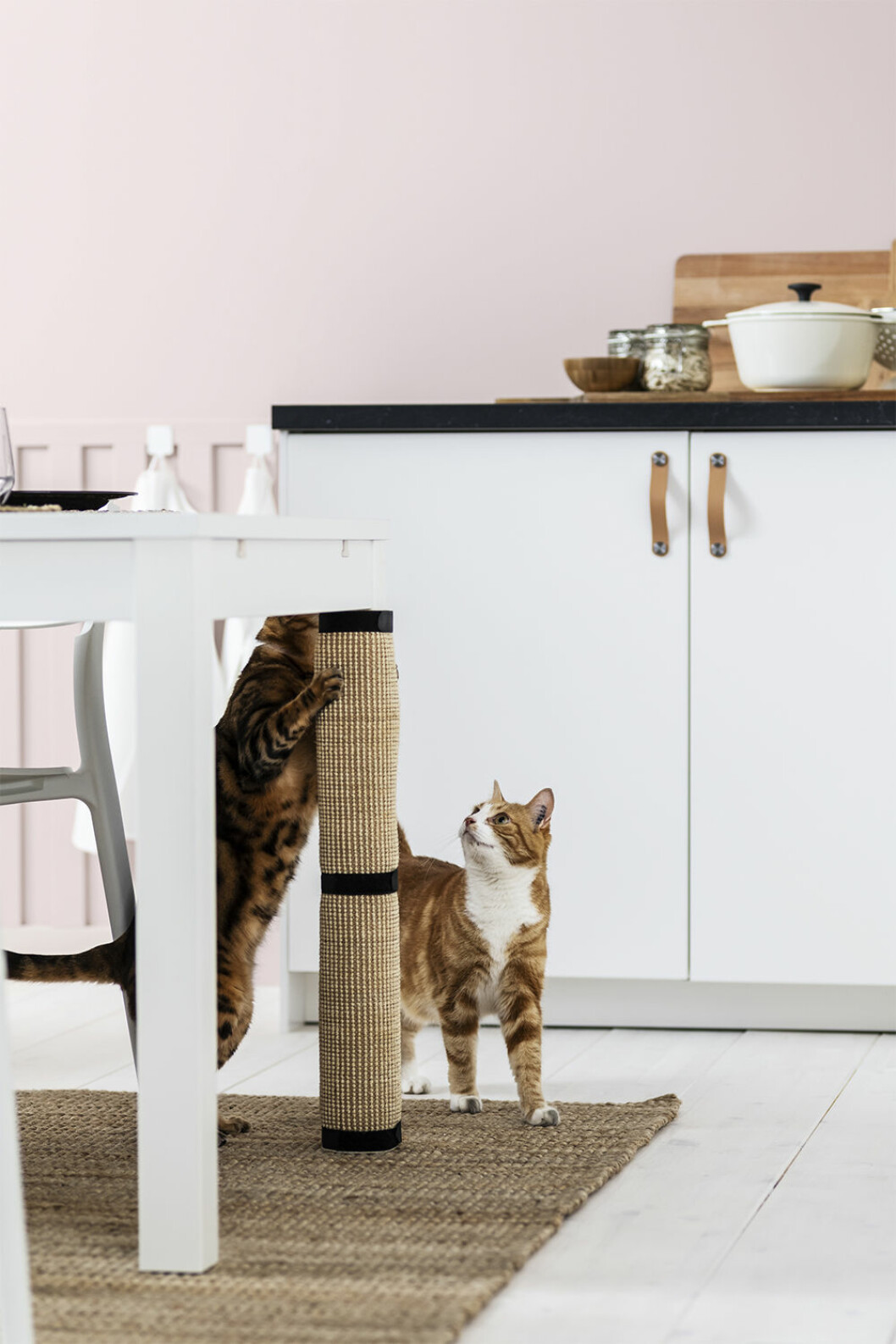klösmatta för bordsben från ikea