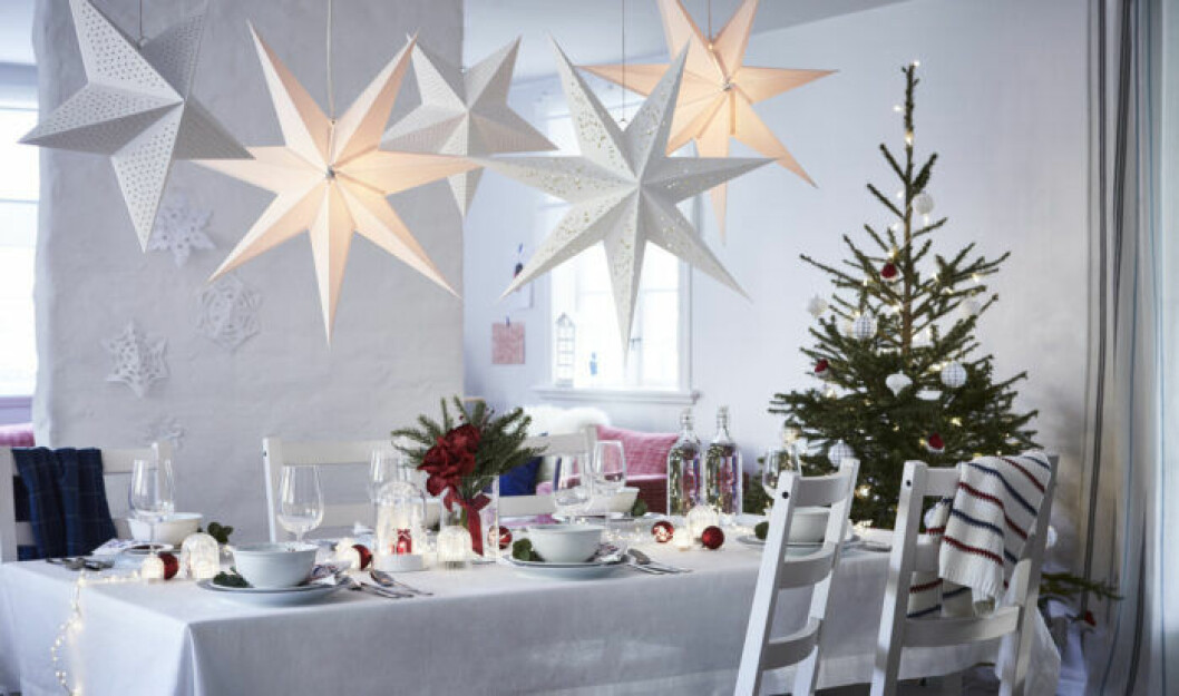 Vita julstjärnor hos Ikea julen 2019