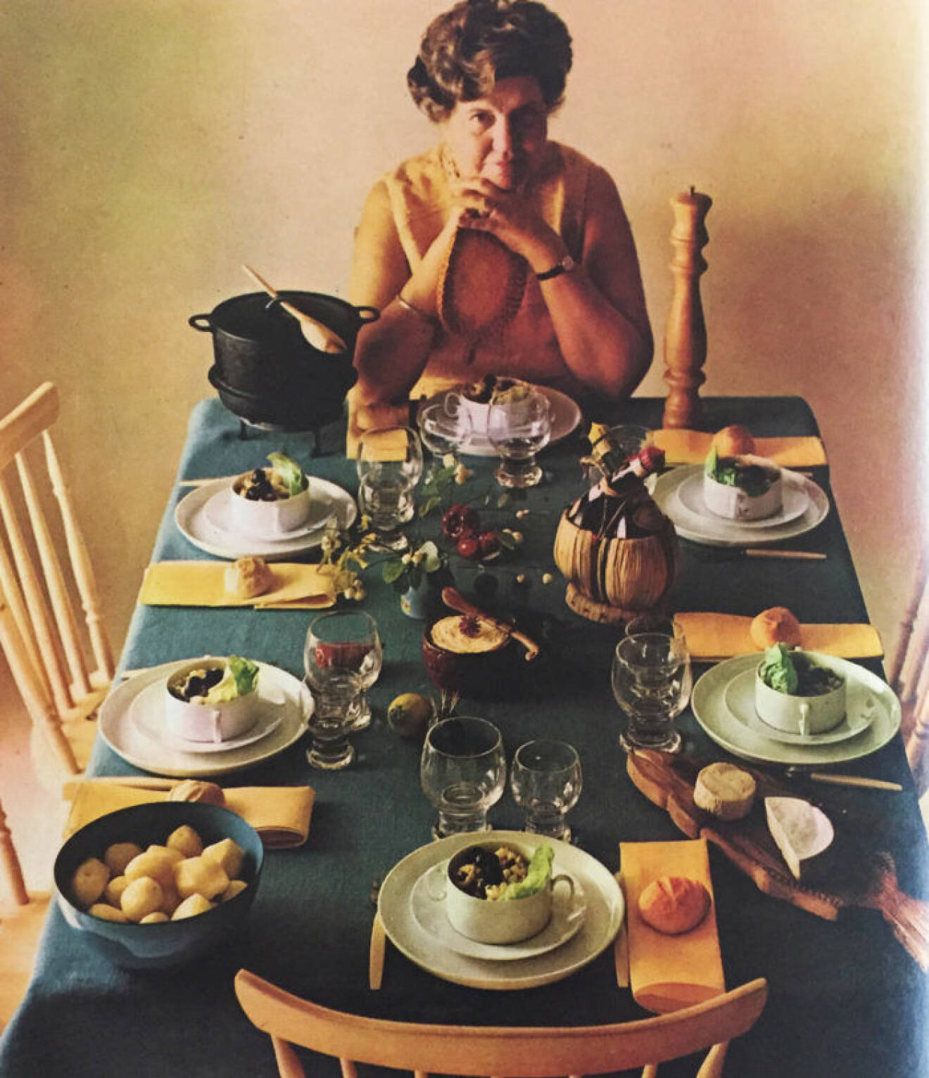 ”En blomma i smöret är en tradition i familjen, det är Rias man, Gustav Sandgren som står för den rara detaljen!” Ria Wägner, journalist och dokumenterat matkunnig.