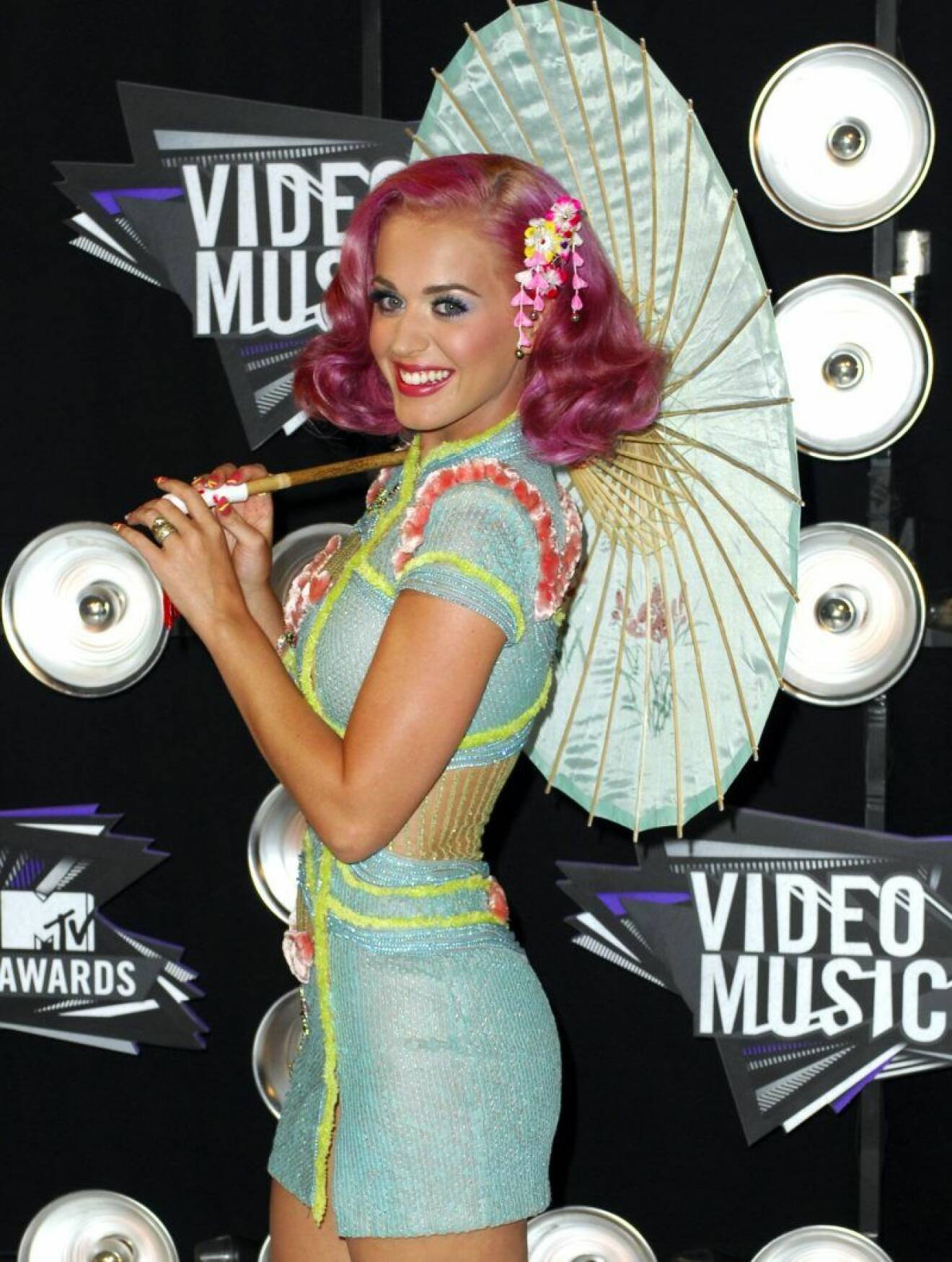 Katy Perry i rosa hår