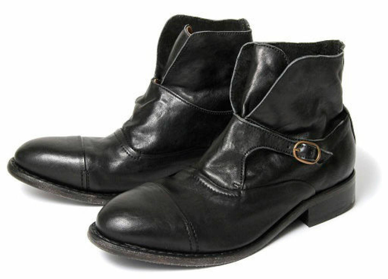 Vintage look 7. Boots med spänne, 1 899 kr, H by Hudson.