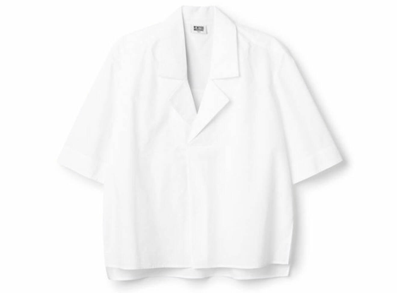 Kortärmad skjorta i trendig kort modell, ca 500 kr, Weekday.